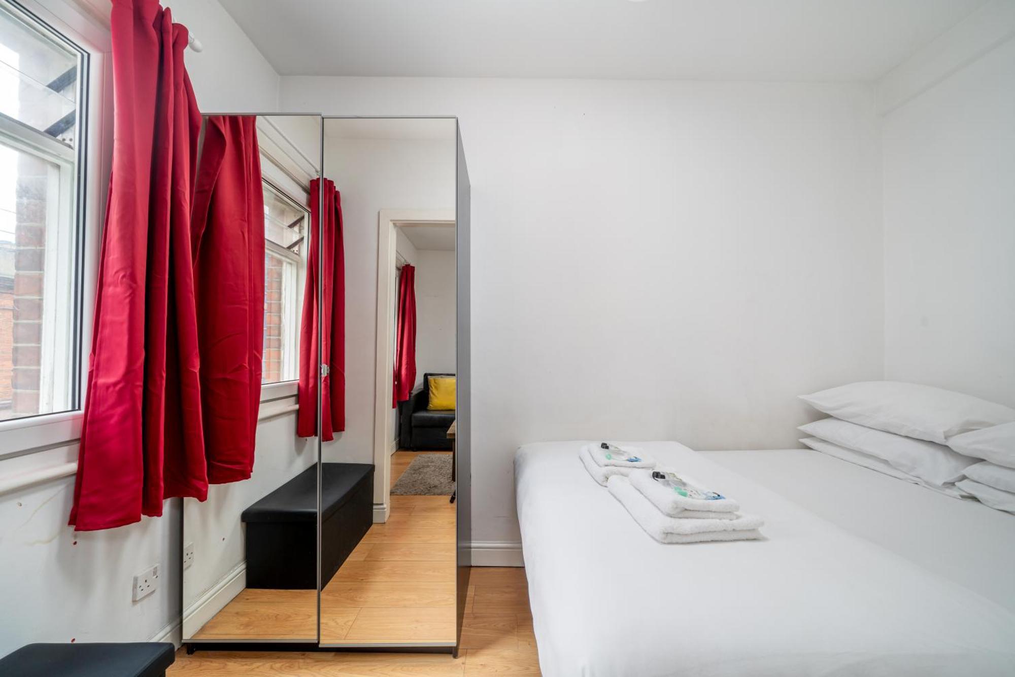 Carnaby & Oxford Street - Central Soho - One Bedroom - Double Bed & Sofabed London Ngoại thất bức ảnh